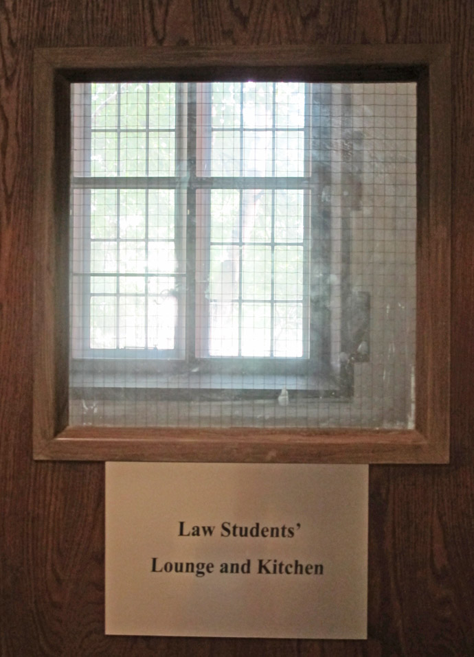 UT Law transitional space
