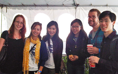 Students at 2010 clubs fair