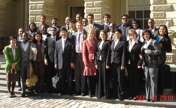 ITLP students outside Osgoode Hall